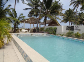 Hidden Paradise Beach Cottages Msambweni